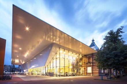¿Cómo evitar colas en el Museo Stedelijk de Ámsterdam? Consejos 2026