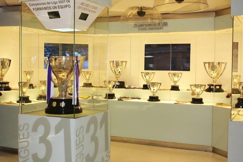 Tienda oficial del Real Madrid en el estadio
