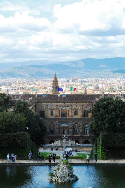 Fachada principal del Palacio Pitti de Florencia