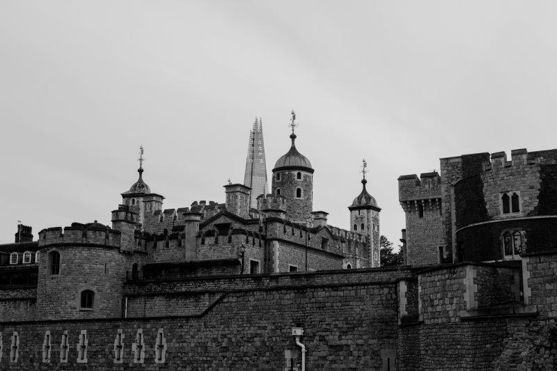 Vista de los edificios interiores de la Torre de Londres en la actualidad